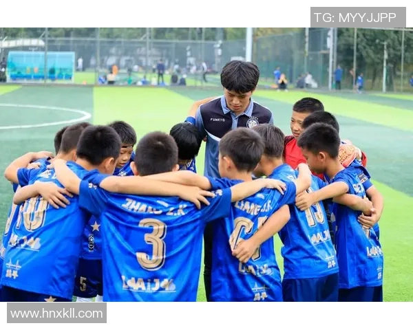 长相独特却球技非凡的奇凭实力征服球迷刷新对丑帅足球的认知